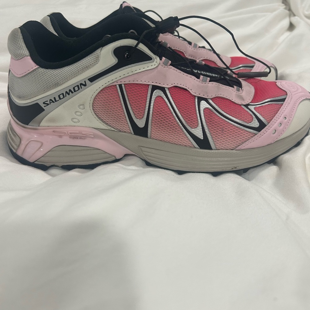 Salomon Women's Pink and Black Sneakers